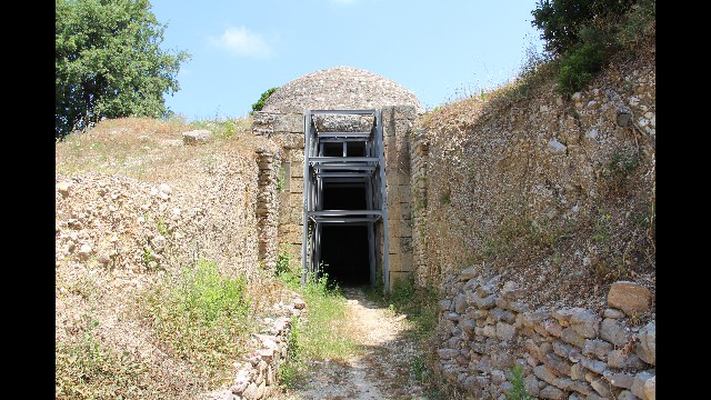 Eingang zum Grab